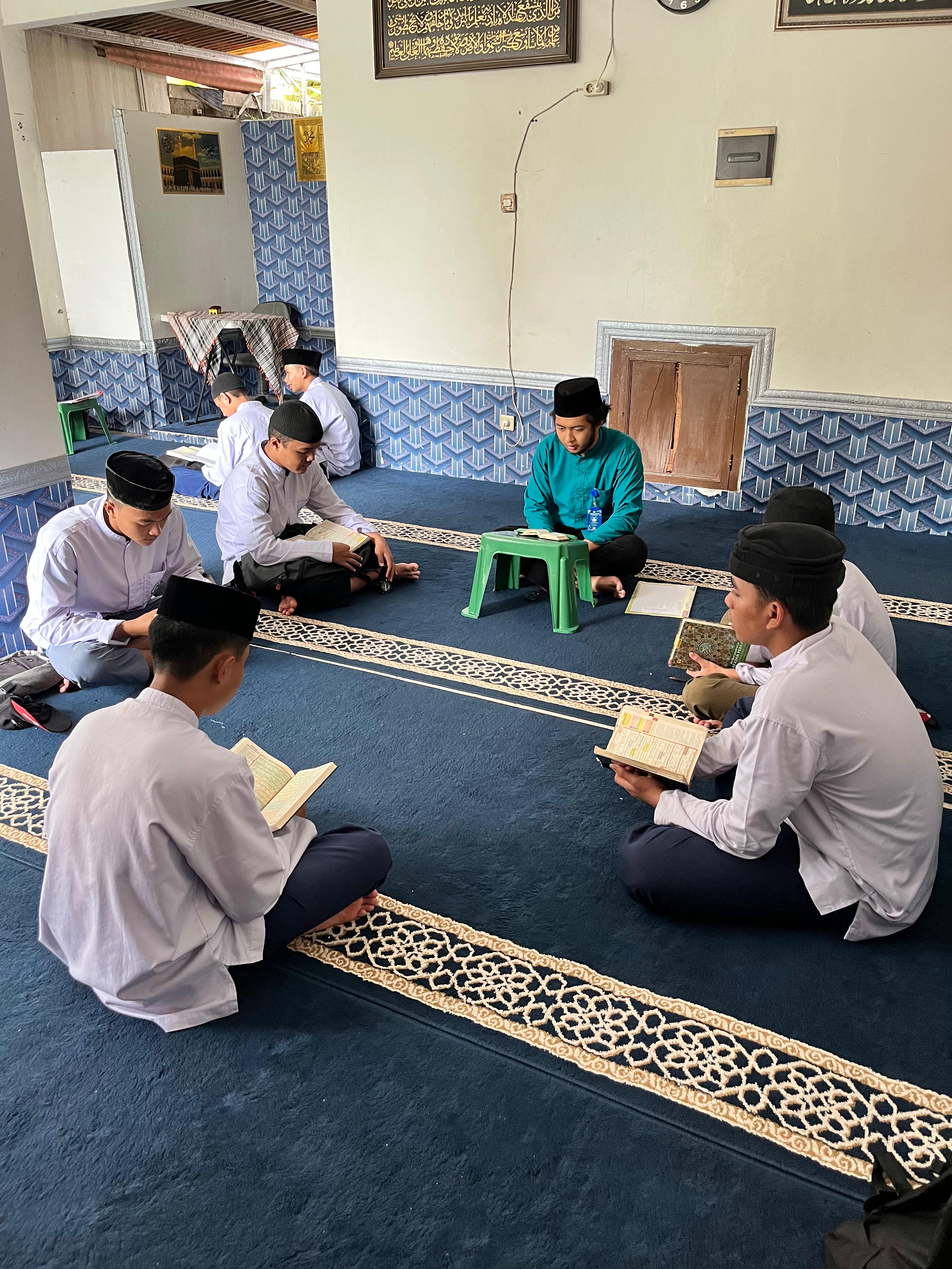 PKBM RIJAALUL QUR'AN
