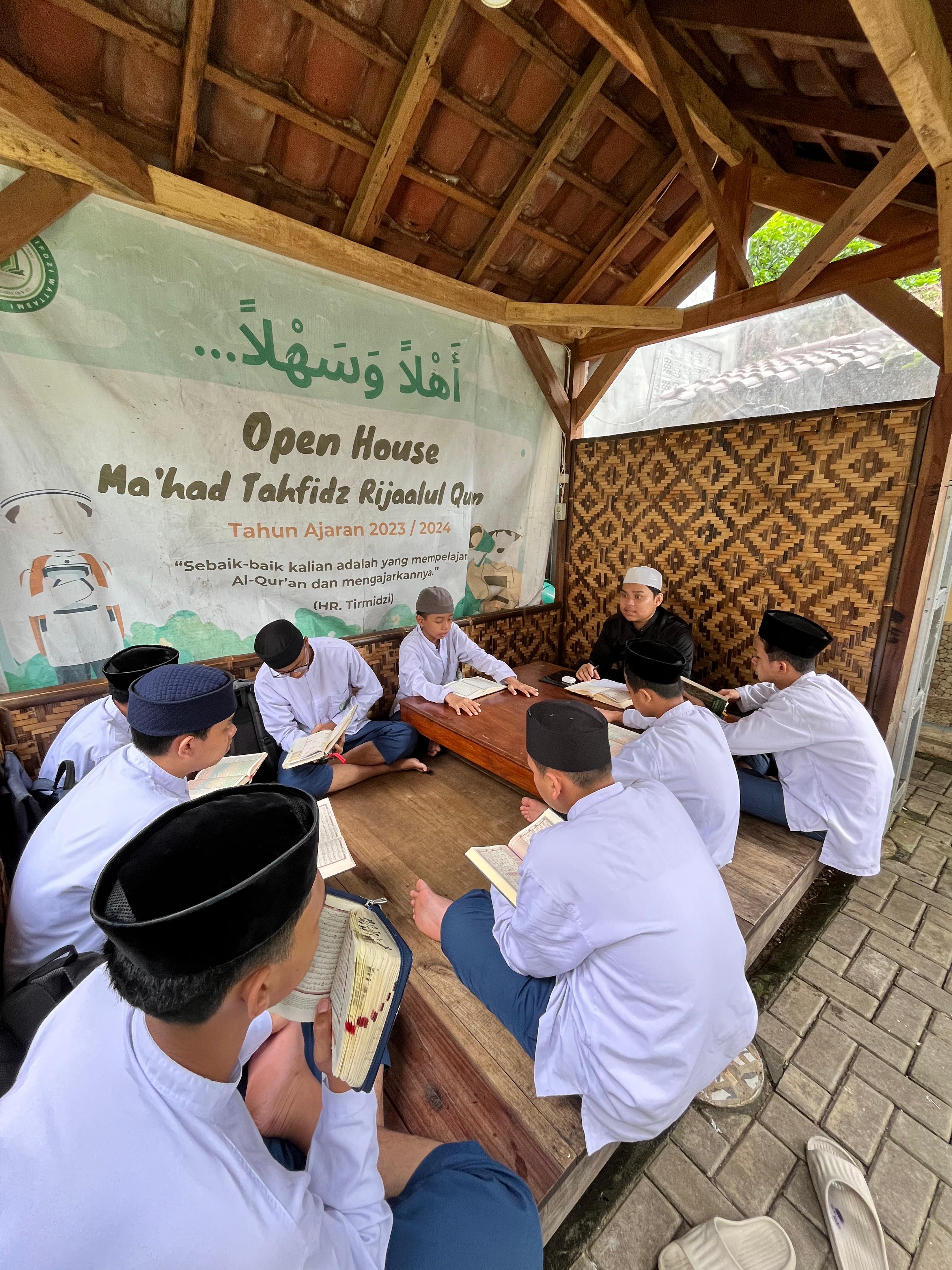 I'DAD DHU'AT RIJAALUL QUR'AN