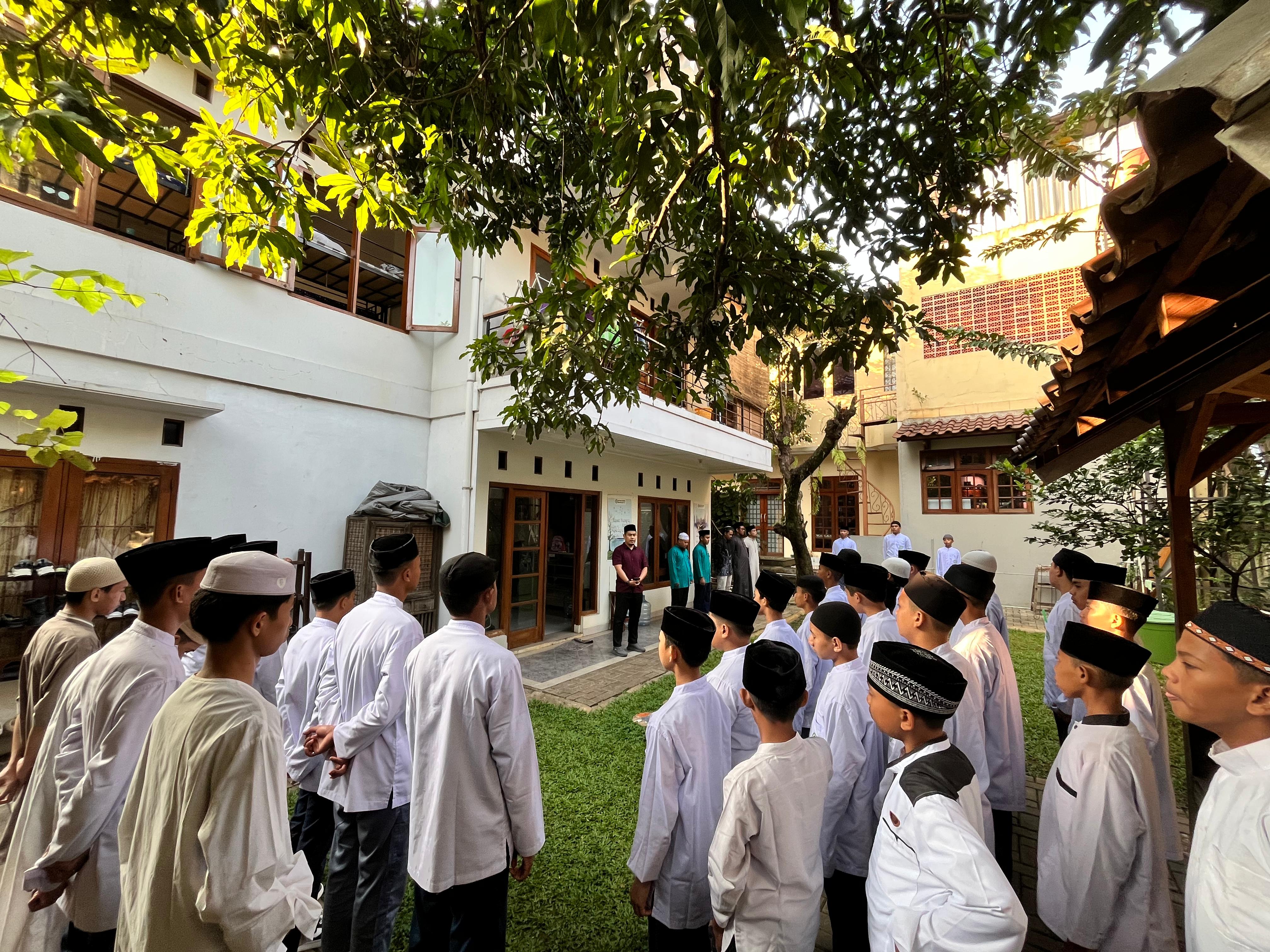 MA'HAD TAHFIDZ RIJAALUL QUR'AN 2